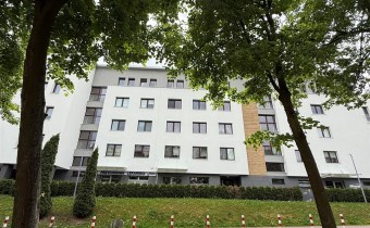 Parkitka, M3 z dużym balkonem, winda, nowy blok